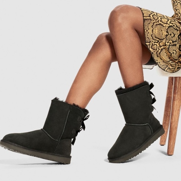 NWT UGG Bailey Bow Boots - Picture 1 of 8